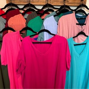 Chic Soul Zenana V Neck Lot - 2XL (15 blouses)